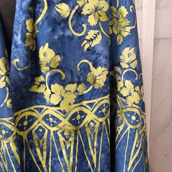 Two Cranes Blue Green Floral Fringed Batik Boho Rectangular Scarf Shawl Wrap - Picture 9 of 13